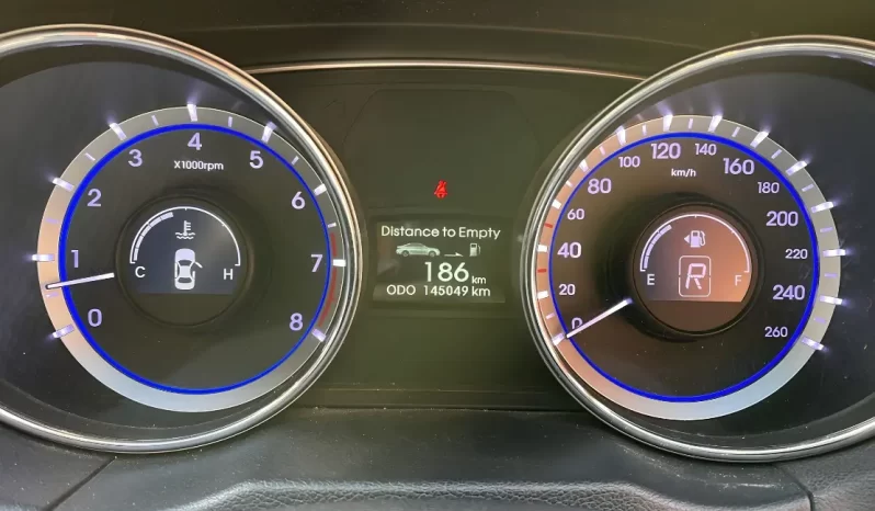 
								2011 Hyundai i45 full									