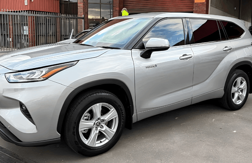TOYOTA KLUGER