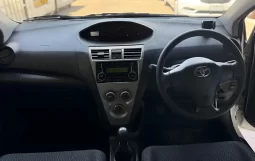 2009 Toyota Yaris YRS