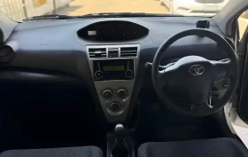 2009 Toyota Yaris YRS