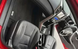 2013 Hundai I30 SR