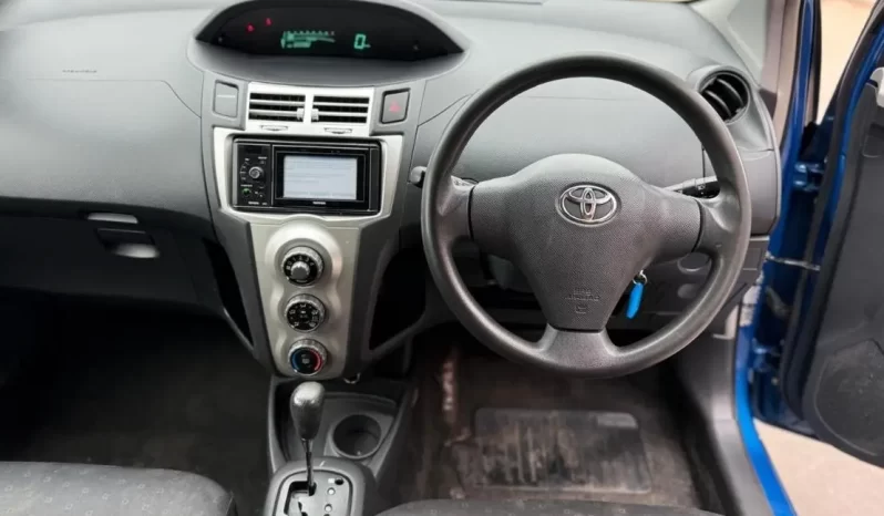 
								2008 Toyota Yaris full									
